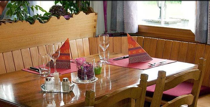 Hotel Landgasthaus Neues Bild, Eggerstanden อัพเพนเซลล์ ภายนอก รูปภาพ