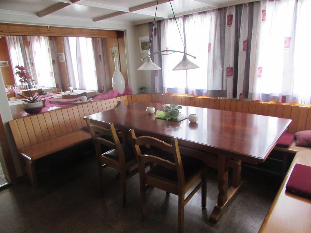 Hotel Landgasthaus Neues Bild, Eggerstanden อัพเพนเซลล์ ภายนอก รูปภาพ
